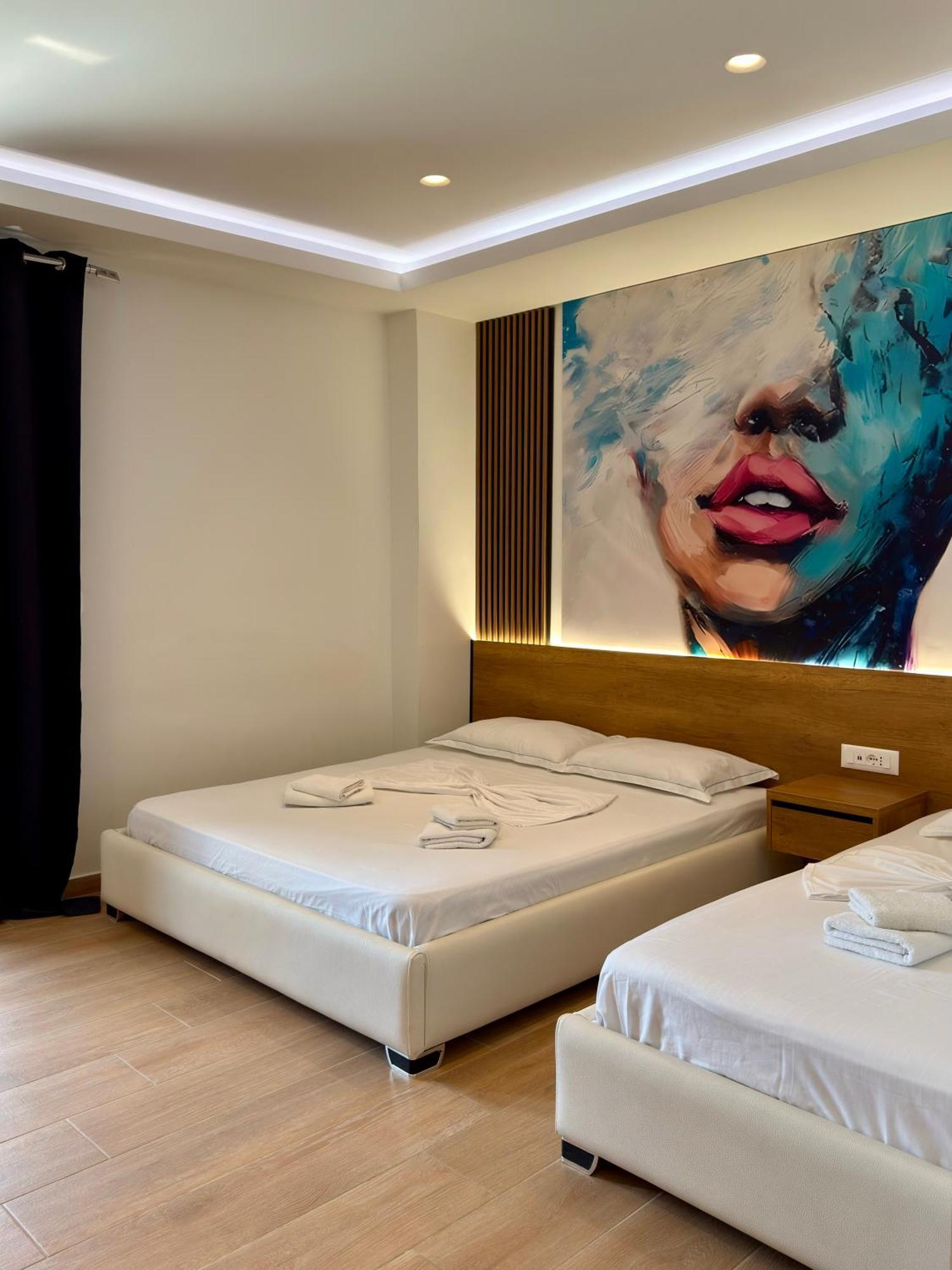 Fori'S Rooms Himare Exterior foto