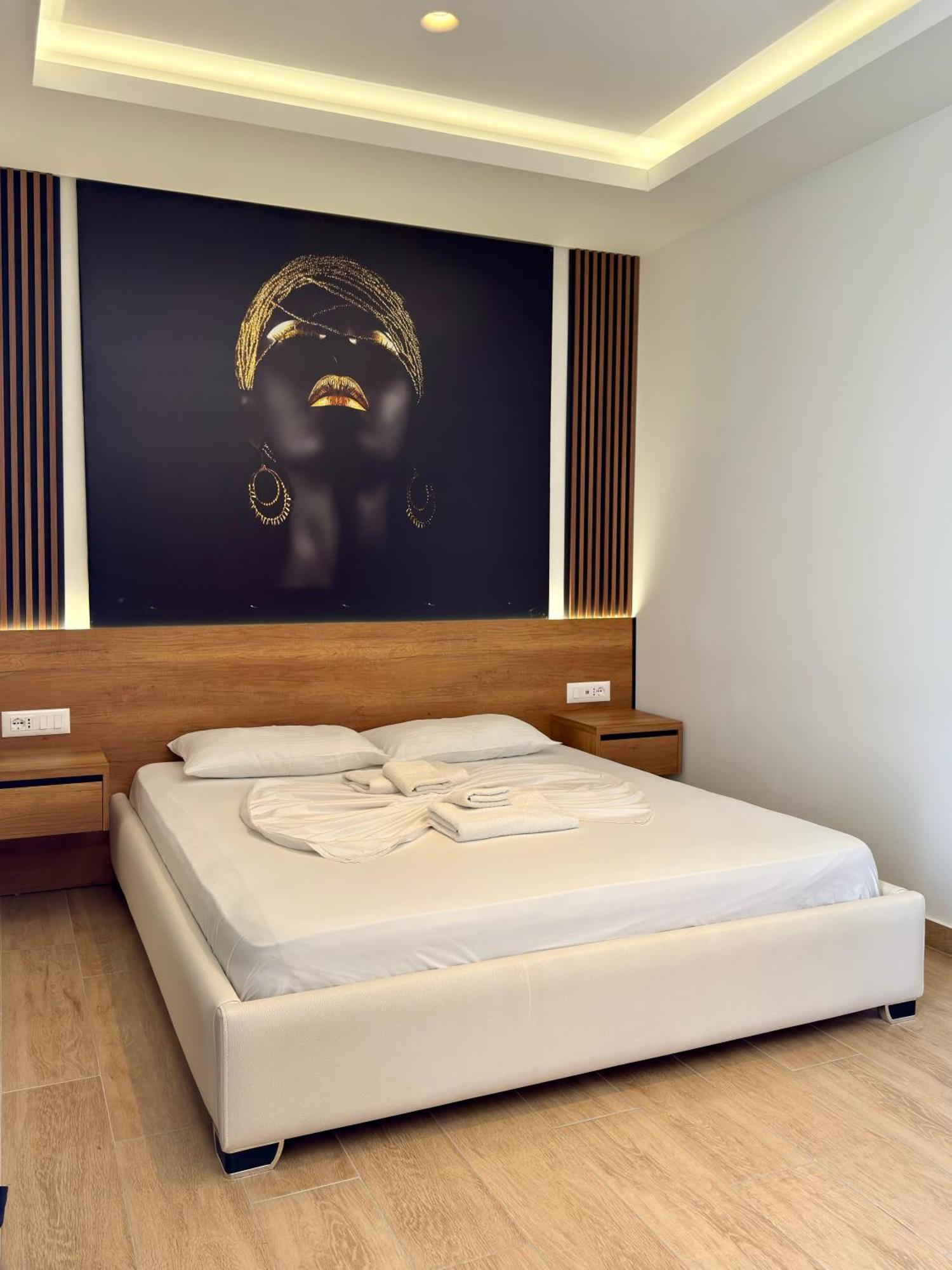 Fori'S Rooms Himare Exterior foto