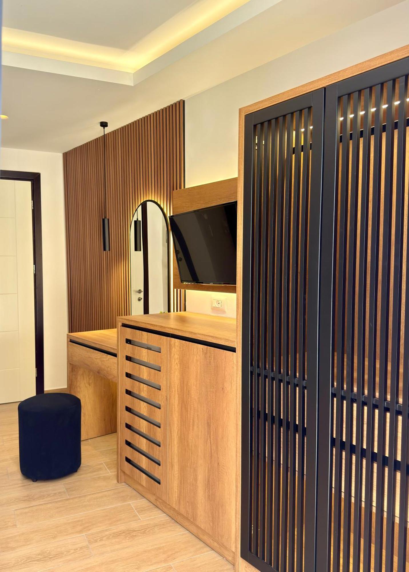 Fori'S Rooms Himare Exterior foto